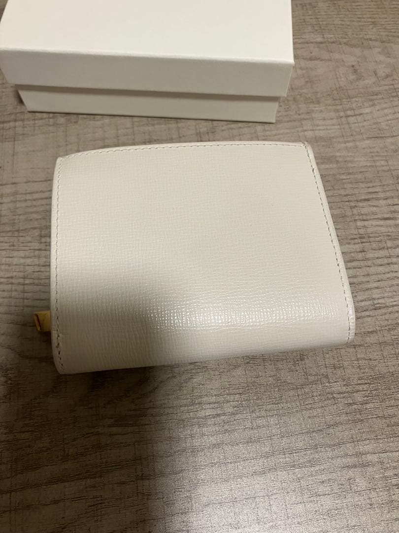 アニエスベー　二つ折り財布