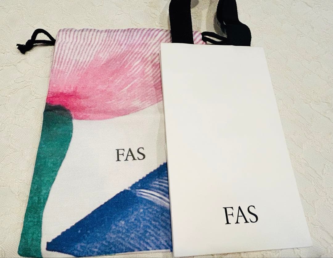 FAS ザ ブラック デイクリーム ギフトショッパー&サンプル付き