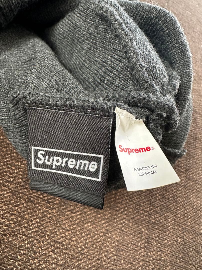 あSupreme☆ニットビーニー帽☆グレー☆未使用品☆正規保証！