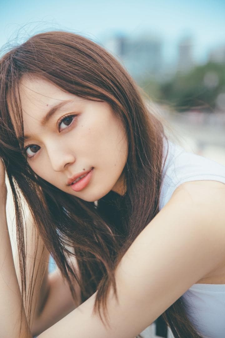 【楽天ブックス限定カバー】乃木坂46梅澤美波写真集『夢の近く』メッセージカード付