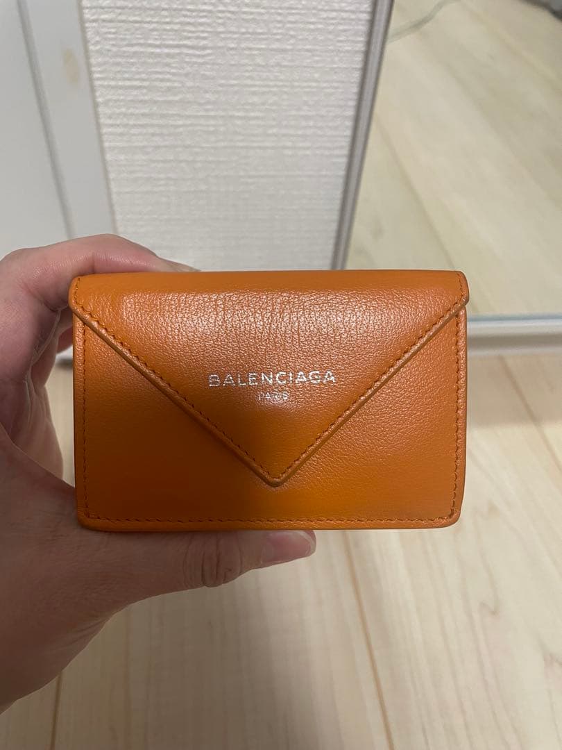 BALENCIAGA オレンジ 三つ折り財布