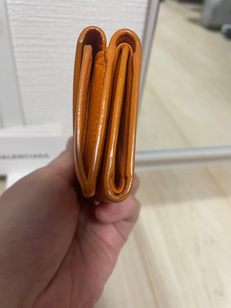 BALENCIAGA オレンジ 三つ折り財布
