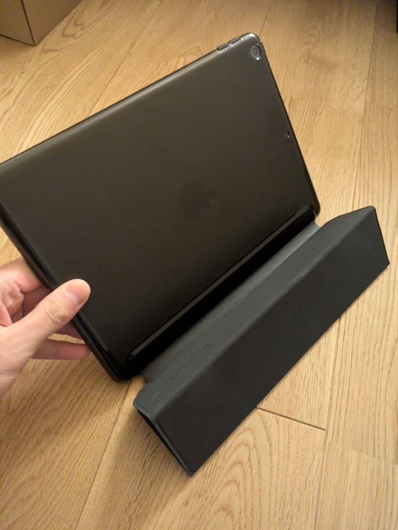 iPad ブラック 第7世代
