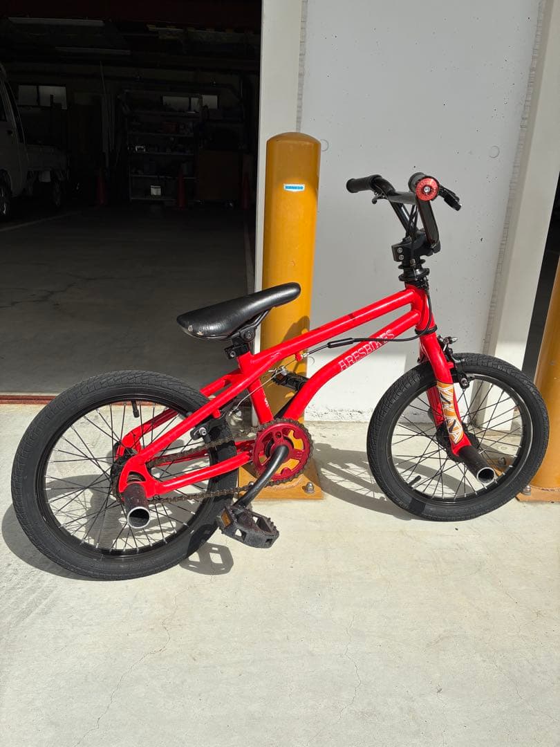 アーレス　ARES BMX 16インチ　屋根下保管