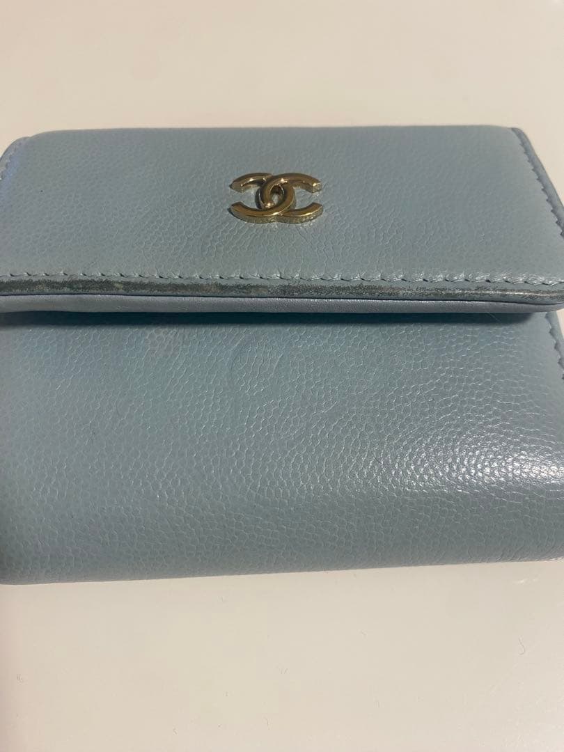 CHANEL 三つ折財布 水色