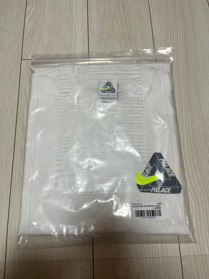 トップス PALACE NIKE TRI SWOOSH T-SHIRT WHITE