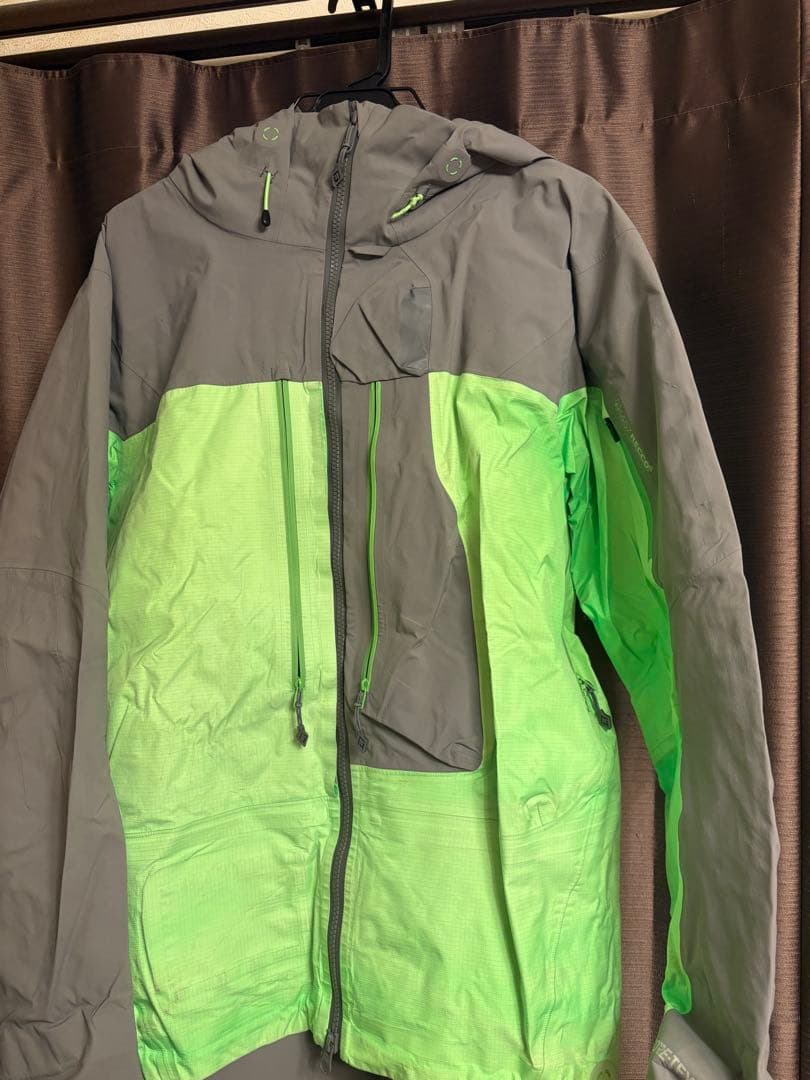 【値下】BURTON AK 457 Gray NeonGreenウェア セット