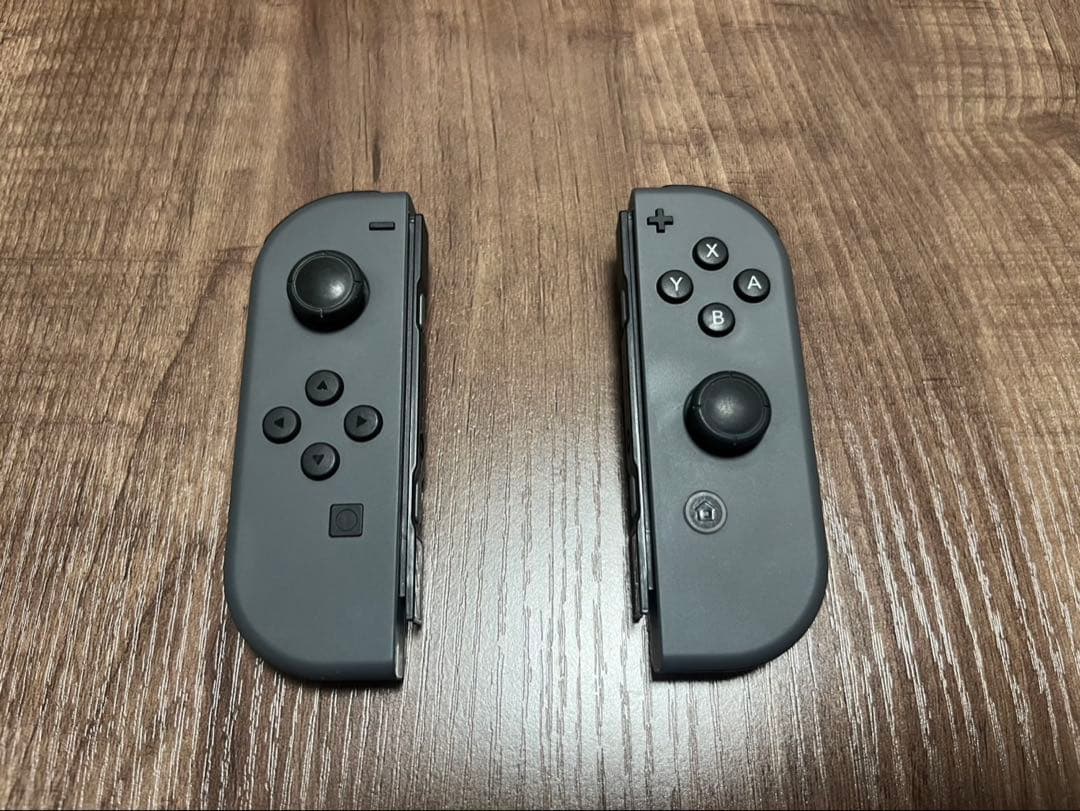 ひ*し様 Nintendo Switch 本体 グレー マリオカート8DX付き