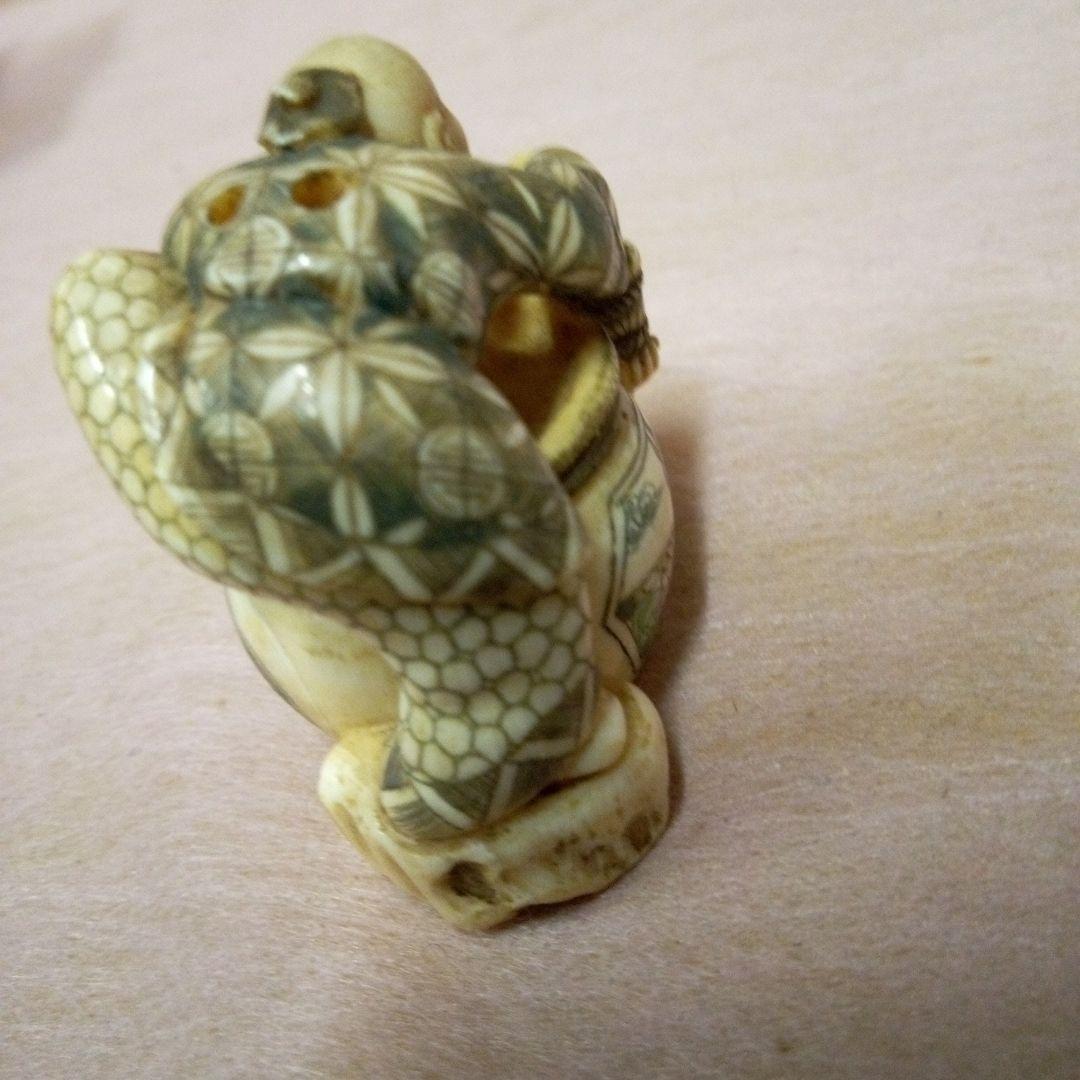 根付　51g　細密細工美術品　古美術　骨董品　名工(山口)