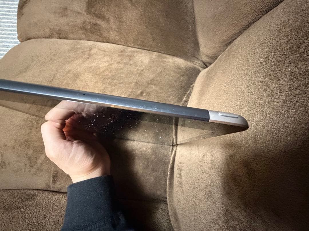 iPad 第六世代　(モデル　A1954)
