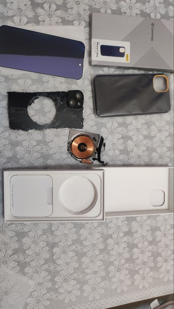 Apple iPhone 15 Plus 256GB ジャンク