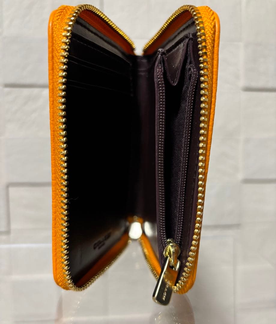 COACH 二つ折り財布デンプシースモールジップアラウンド　ベージュ　新品未使用
