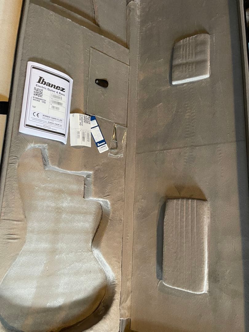 ベース Ibanez BTB805MS