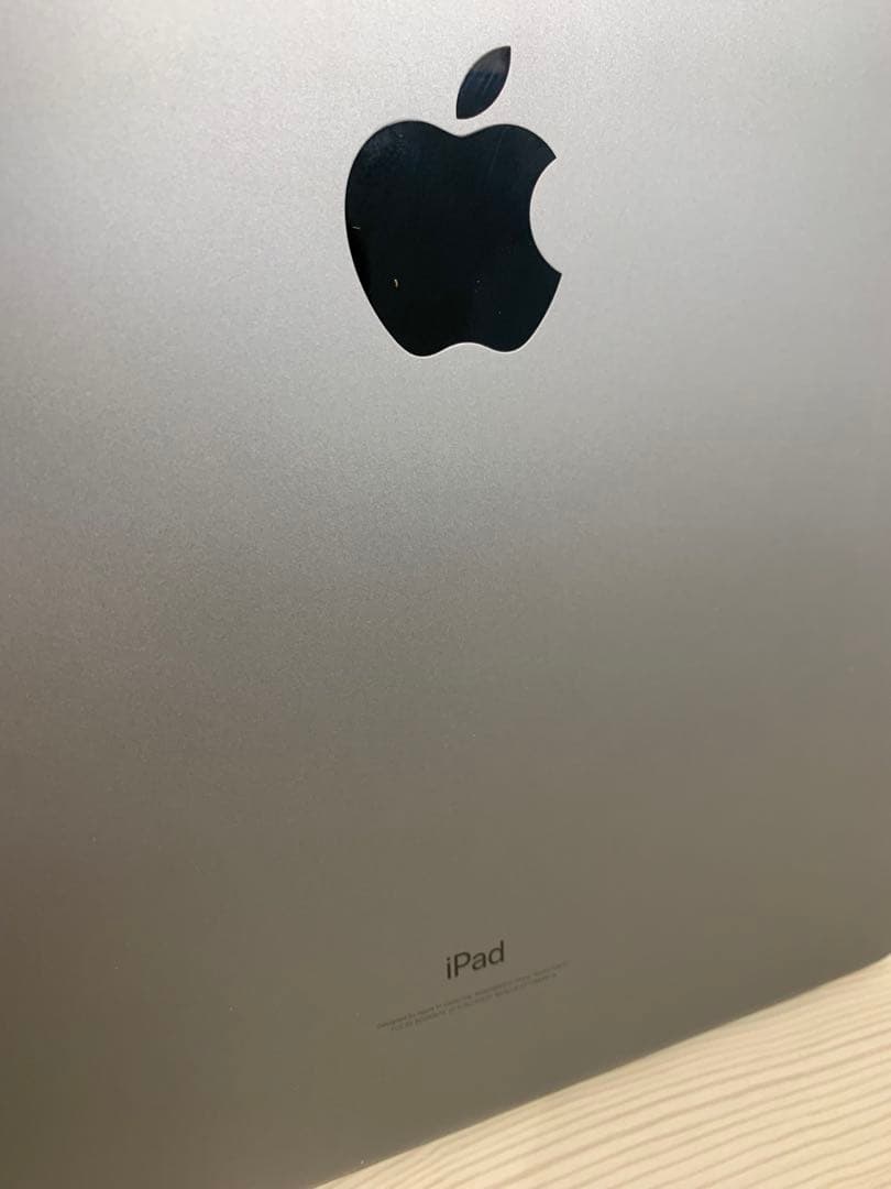 Apple iPad Pro 12.9インチ 512gb スペースグレー 本体。