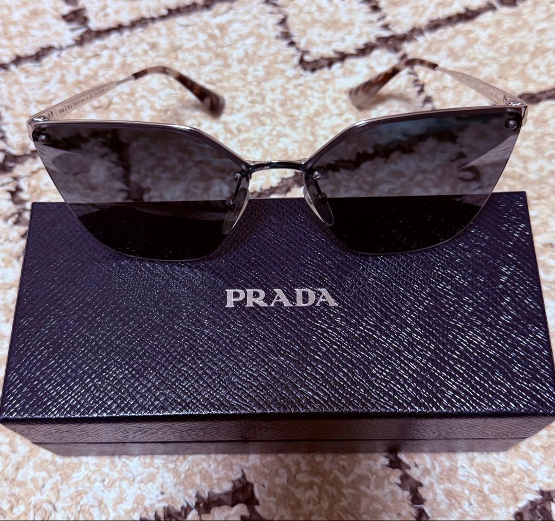 プラダ PRADA ミラーサングラス スクエア メンズ ケース付 シルバー