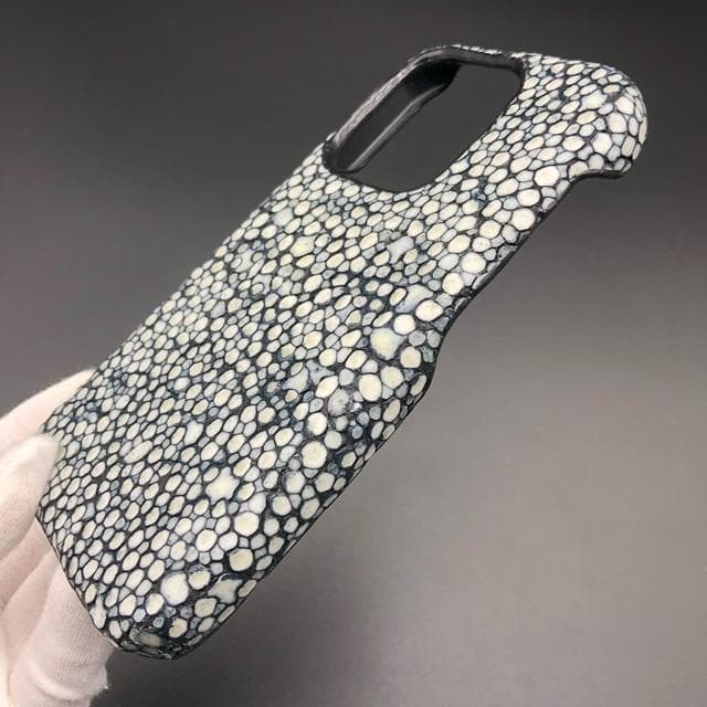大セール価格　受注生産　スタースティングレイ　iPhone 16　Pro　ケース