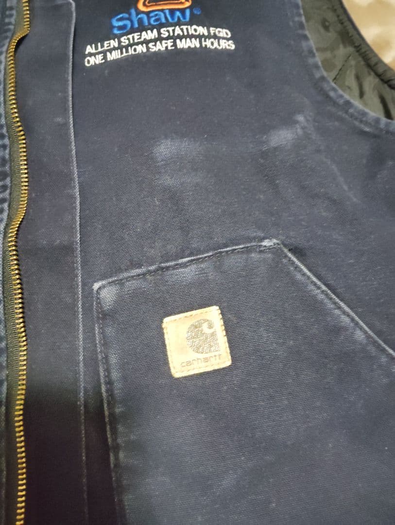 4日即決価格　値下げ不可　Carhartt 　ベスト　XL　メキシコ製