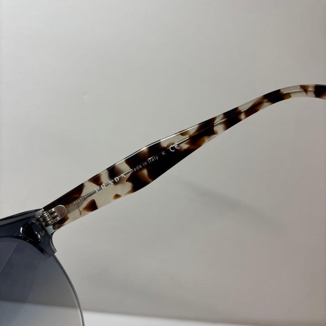 PRADA プラダサングラスSPR04U