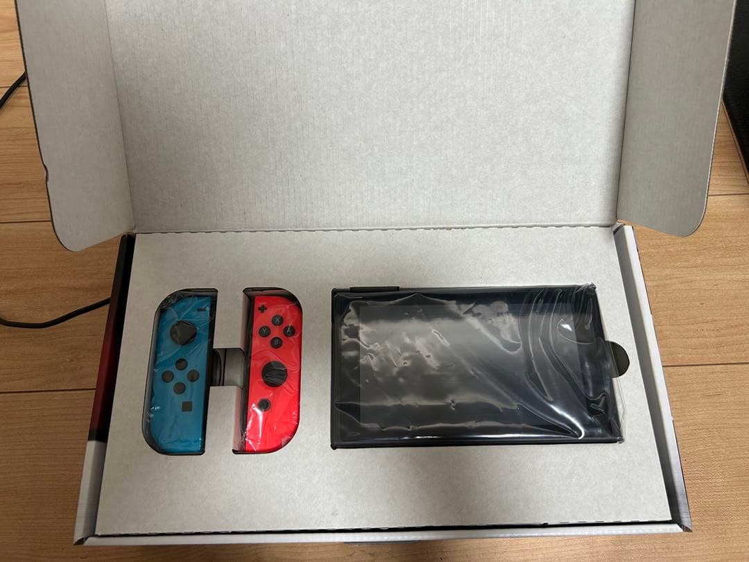 Nintendo Switch ネオンブルー・レッド 本体