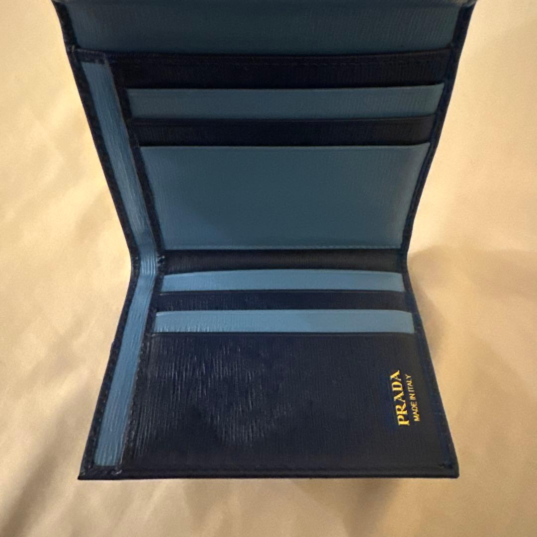PRADA プラダ　青色　三つ折り財布　ウォレット