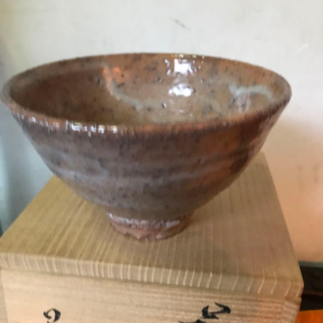 美品　陶芸　茶道具　抹茶碗　茶　碗　白色に入った模様が美しい　茶道　共箱付き