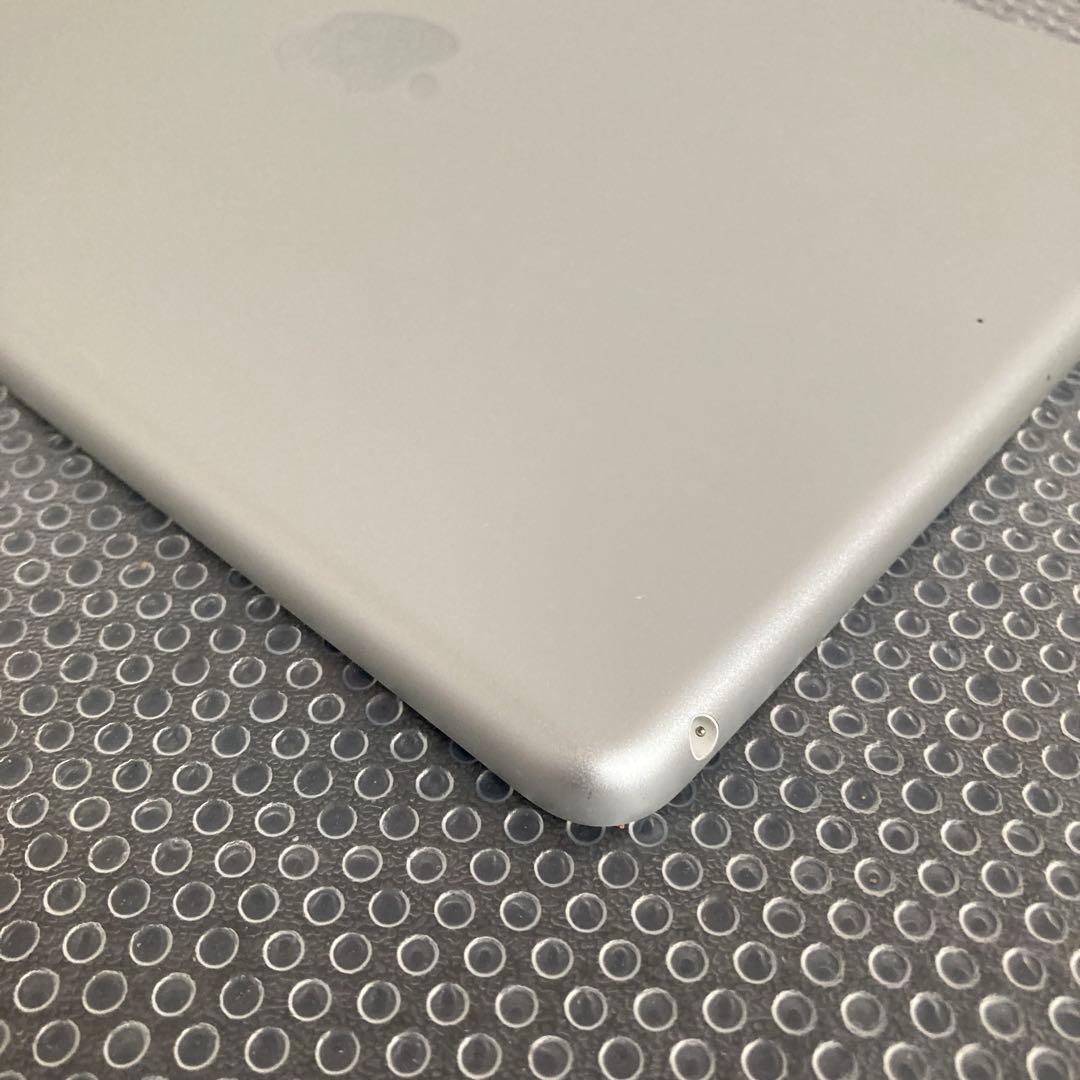 620【早い者勝ち】iPad8 第8世代 32GB WIFIモデル☆