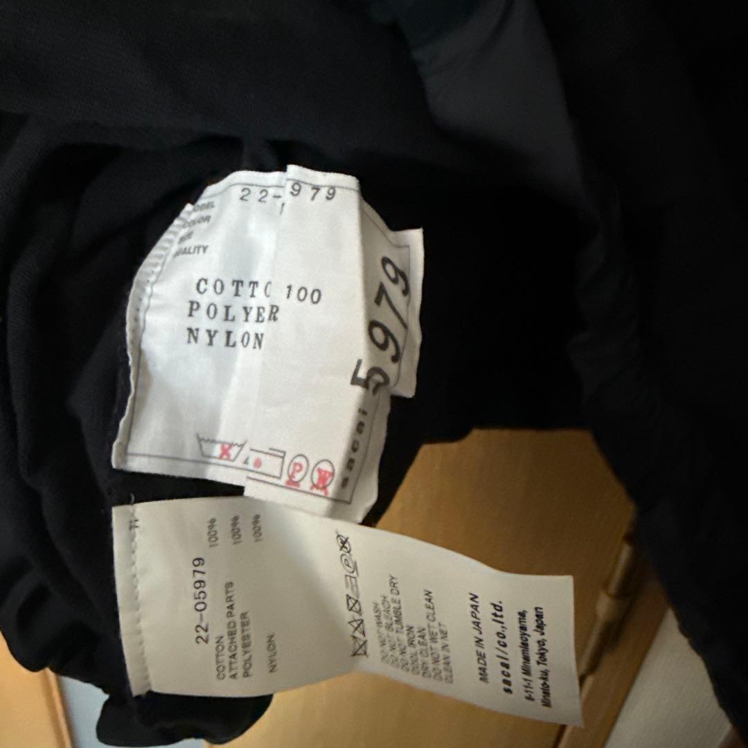 sacai 紺/緑 ラグランスリーブ Tシャツ