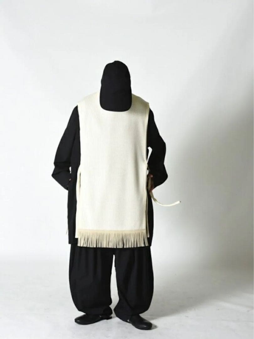 【20AW Edwina Horl ゼッケンベスト/スヌード】