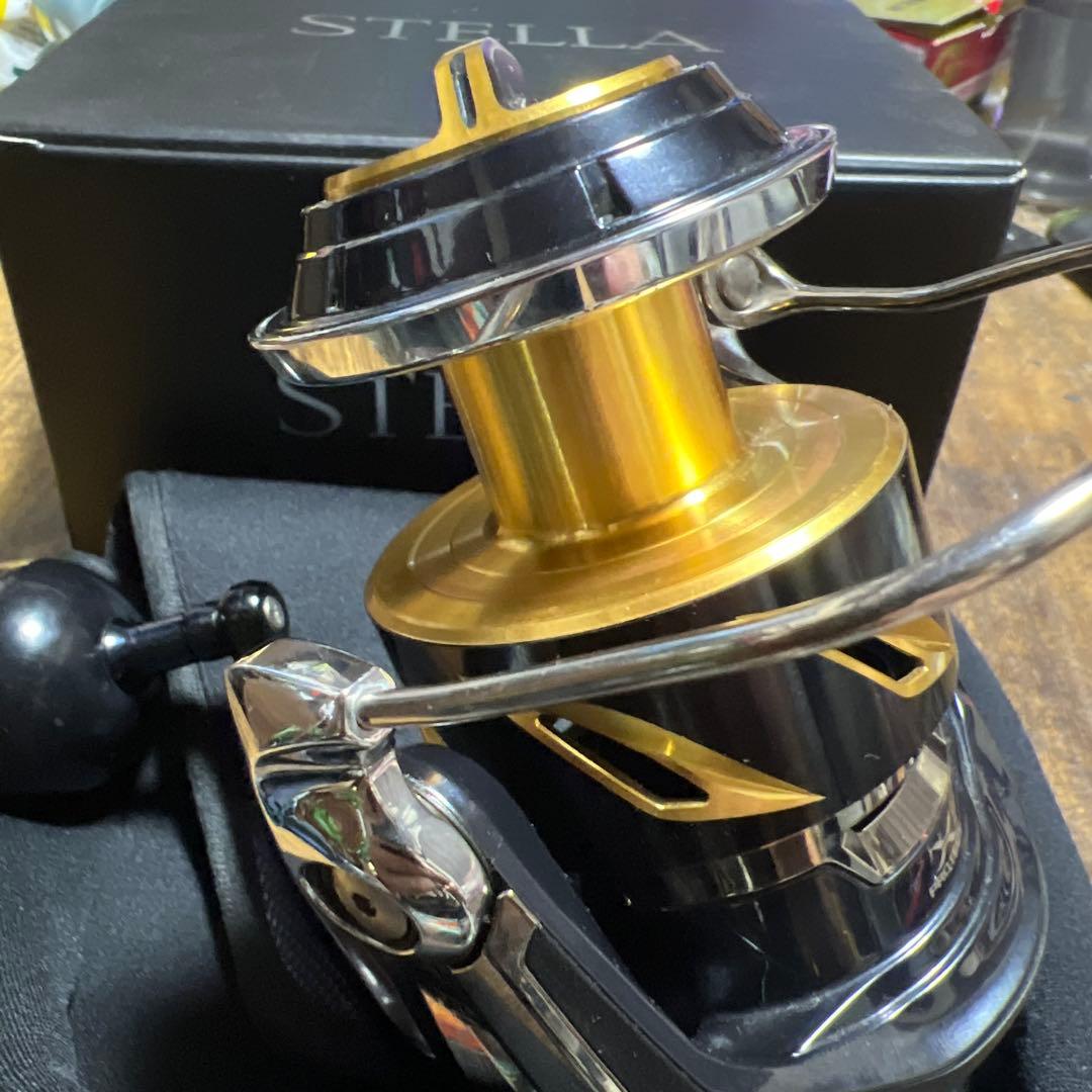 STELLA SW8000HG スピニングリール