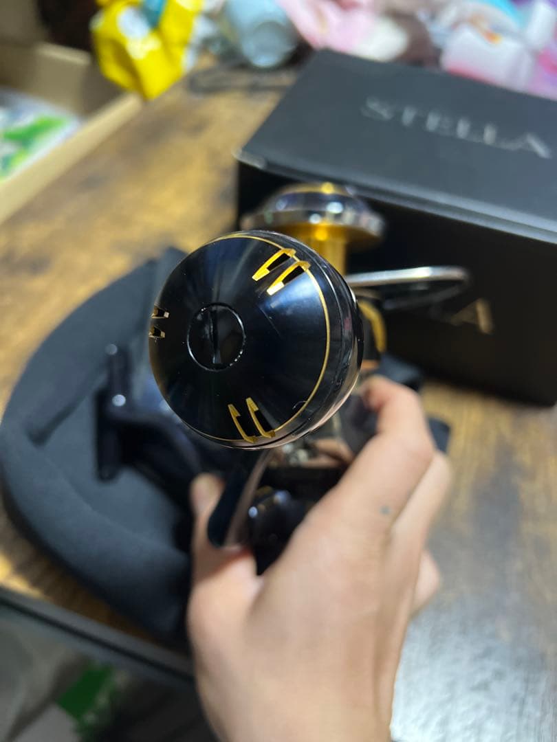 STELLA SW8000HG スピニングリール