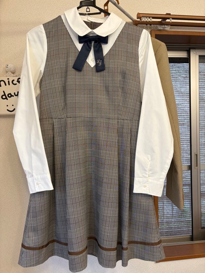 卒服　リンジィ　ブラウン　ベージュ系