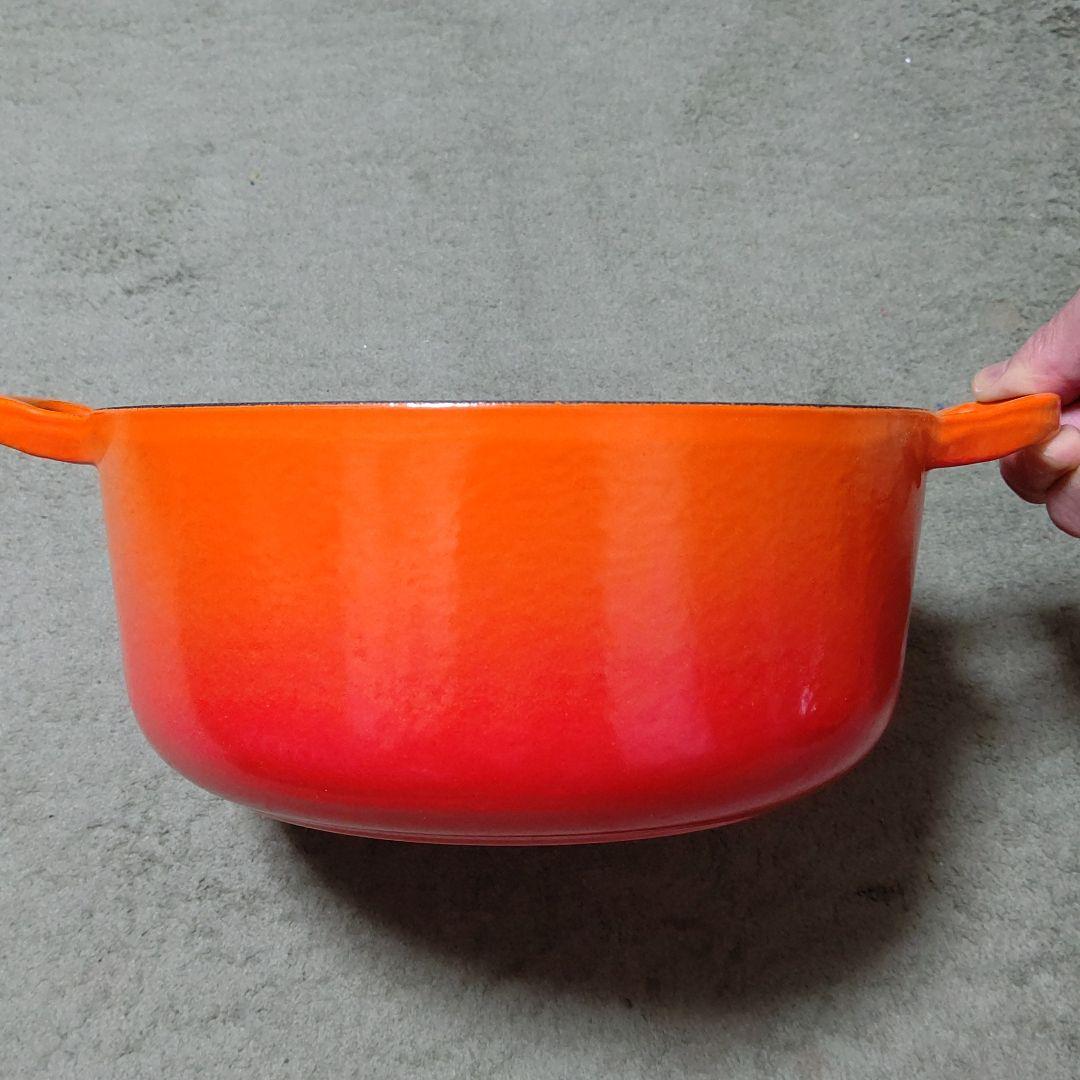 ル　クルーゼ　ココット・ロンド20cm