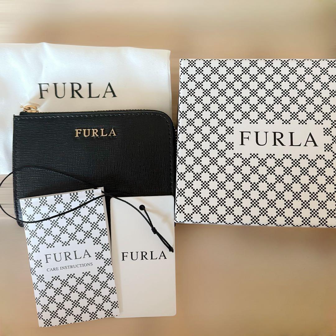 m*♪様 新品 未使用 FURLA ブラックレザー 二つ折り ファスナー ミニ
