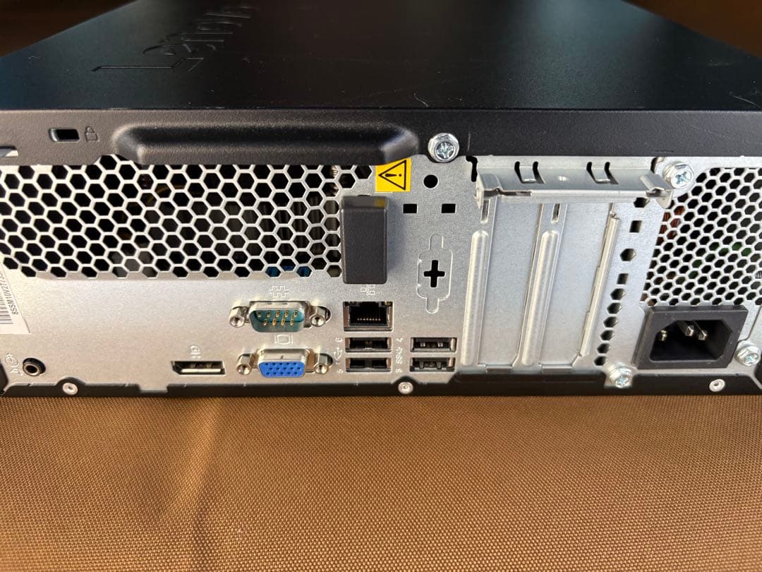 ThinkCentre 第8世代i3 メモリ8GB SSD＋HDD Win11