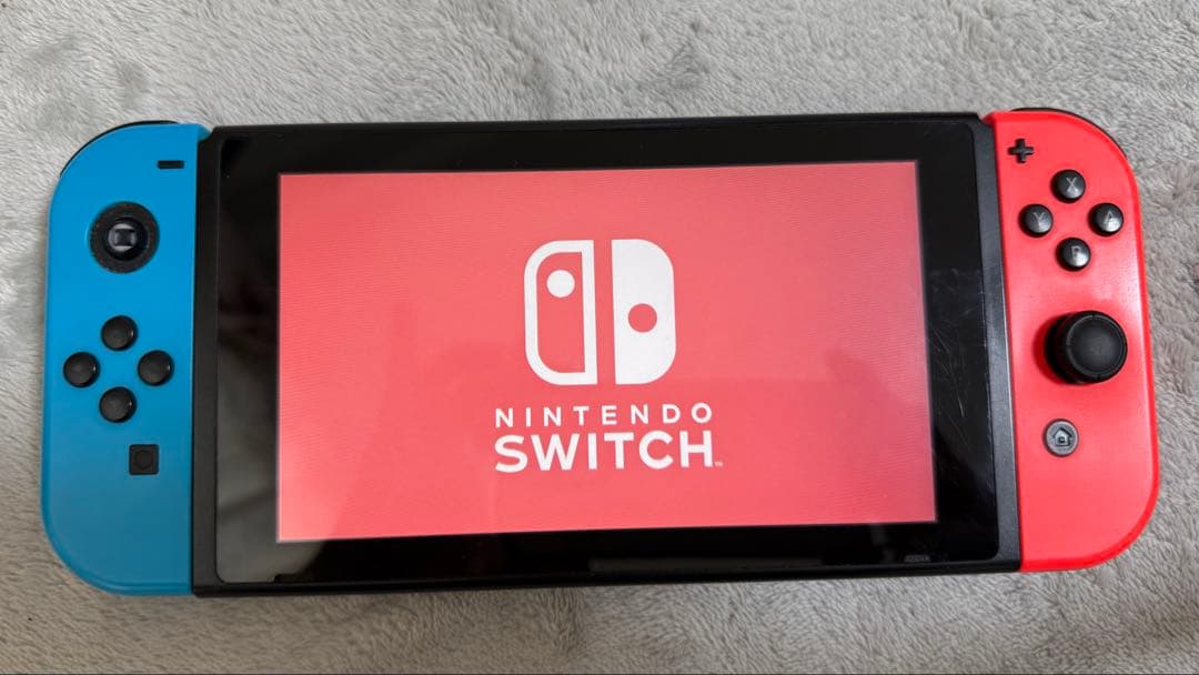 Nintendo Switch 本体（青/赤）　(付属品完備) 箱あり