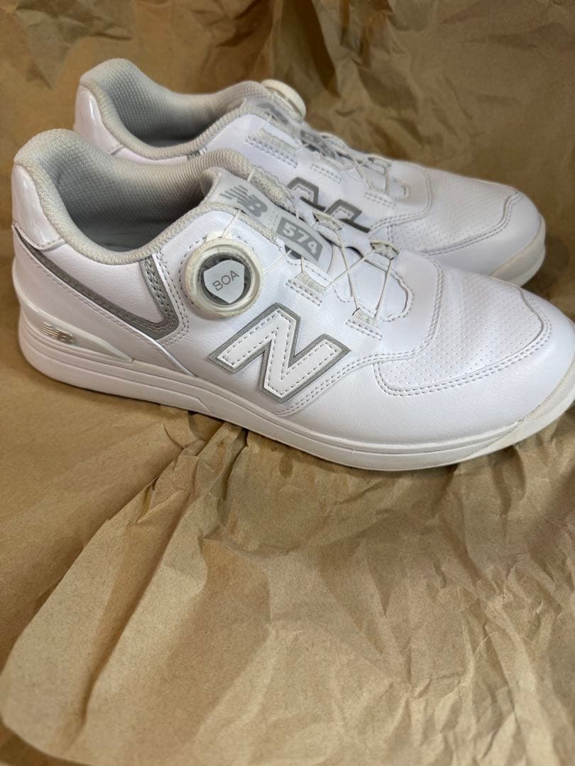お値下げ☆美品new balance ゴルフシューズ 女性用 ホワイト