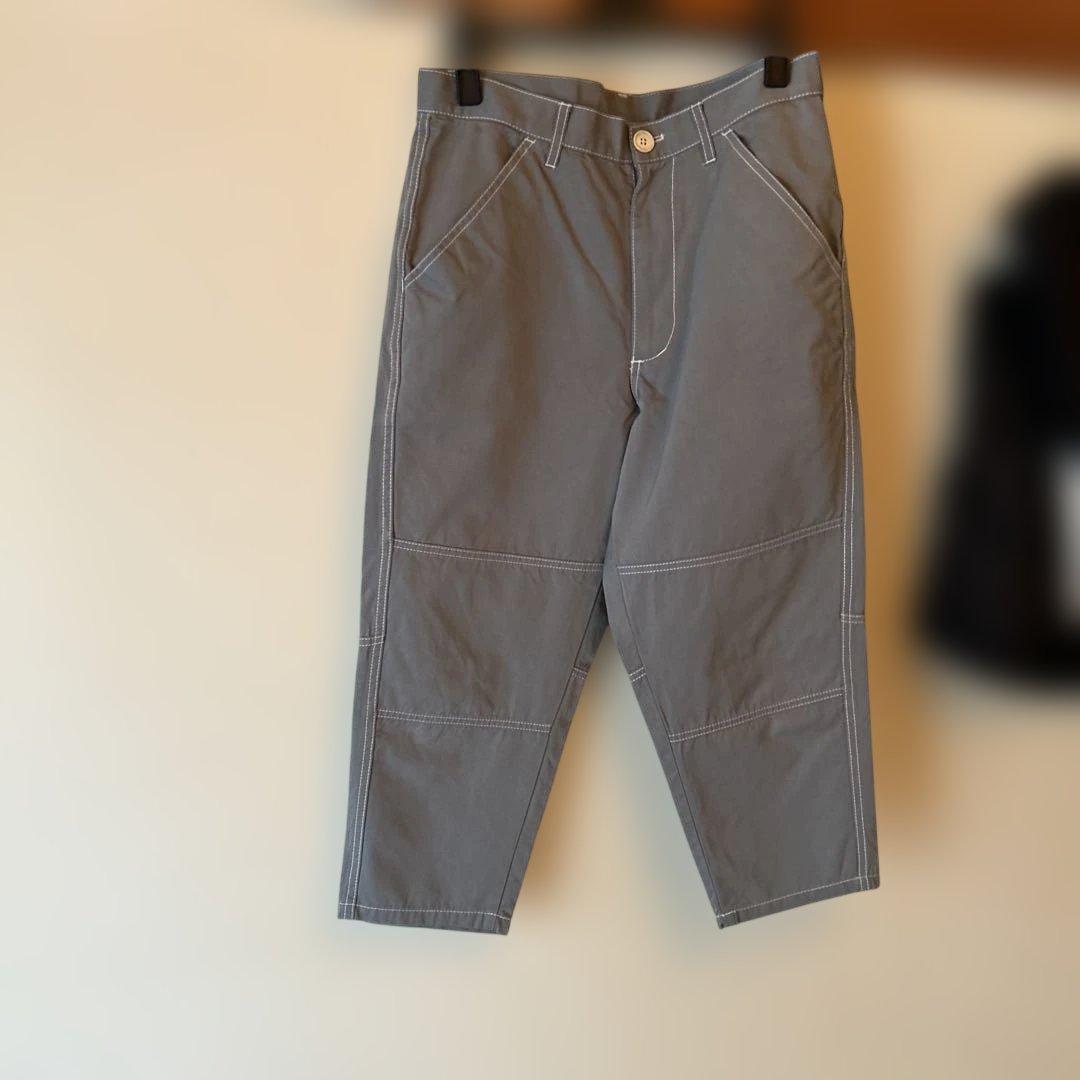 コムデギャルソンシャツ8部丈クロプッドパンツ。xsサイズカラーライトグレーブル。