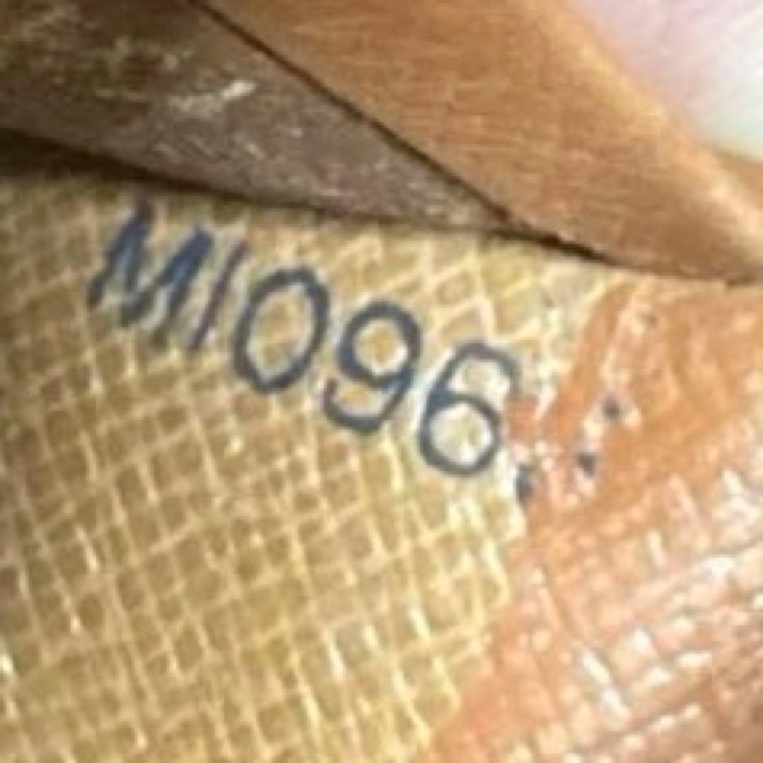 ⑤☆良品☆ モノグラム♪Ｌ字型ファスナー財布