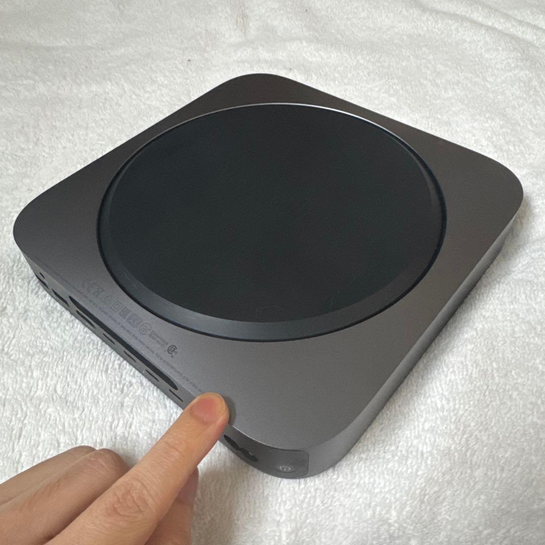 Mac mini 2018 i7 メモリ16gb ssd 256gb