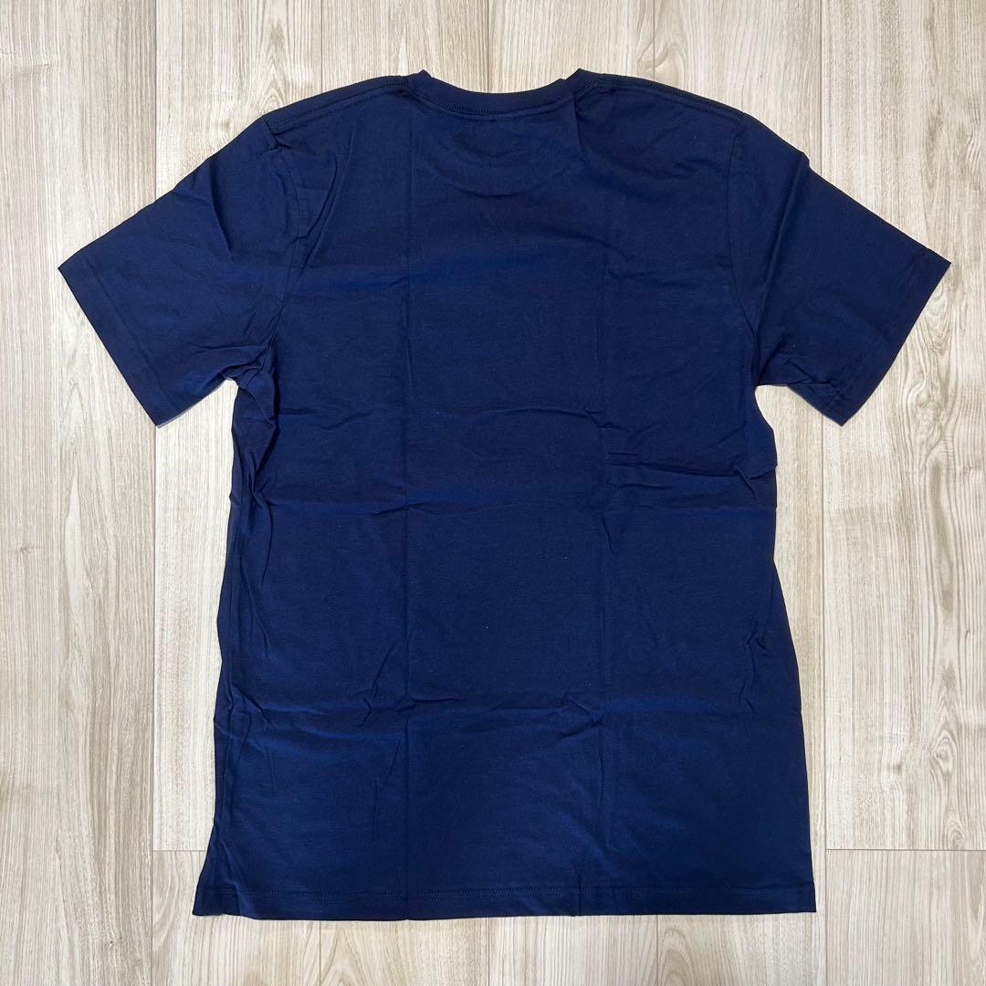 「レッド・アップル」限定Tシャツ・ピンバッジ