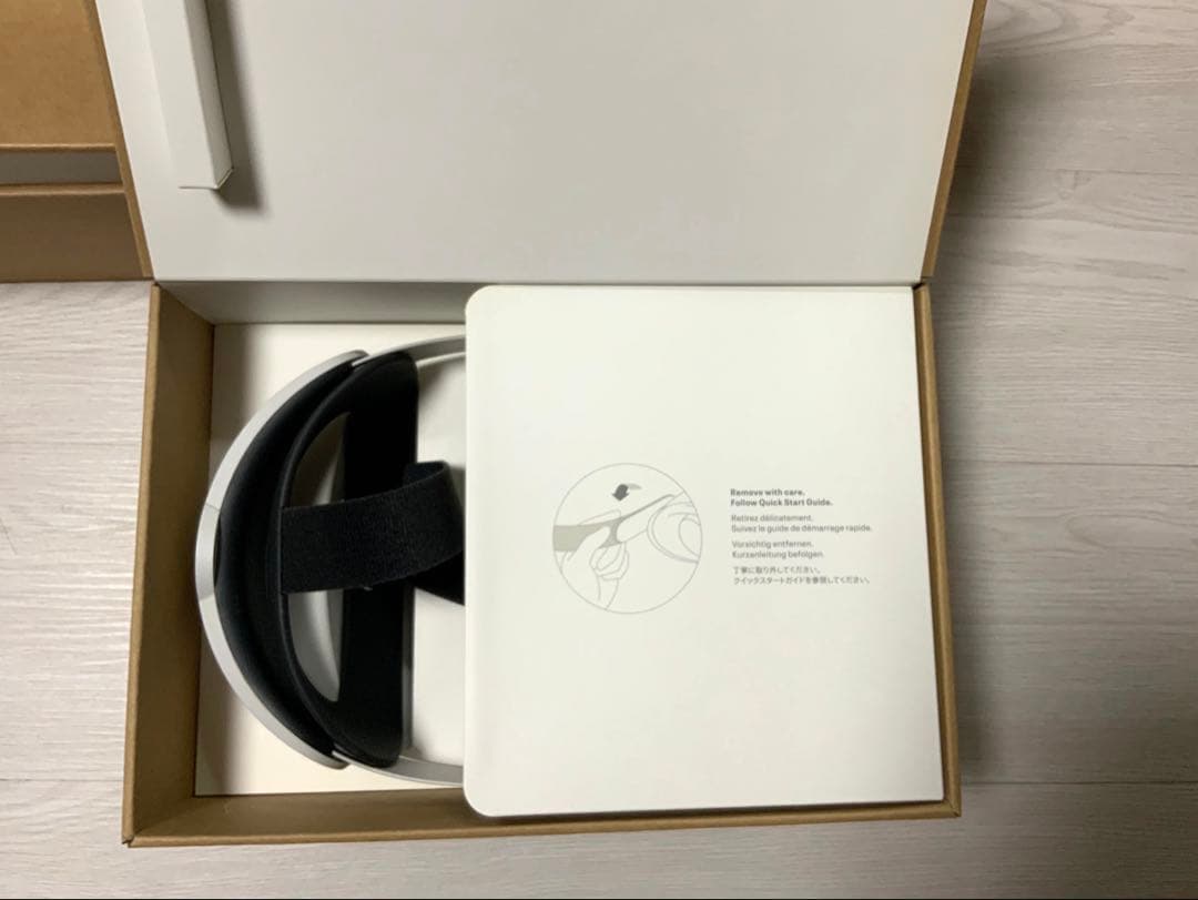 その他  Quest 2 64GB & AnkerCharging
