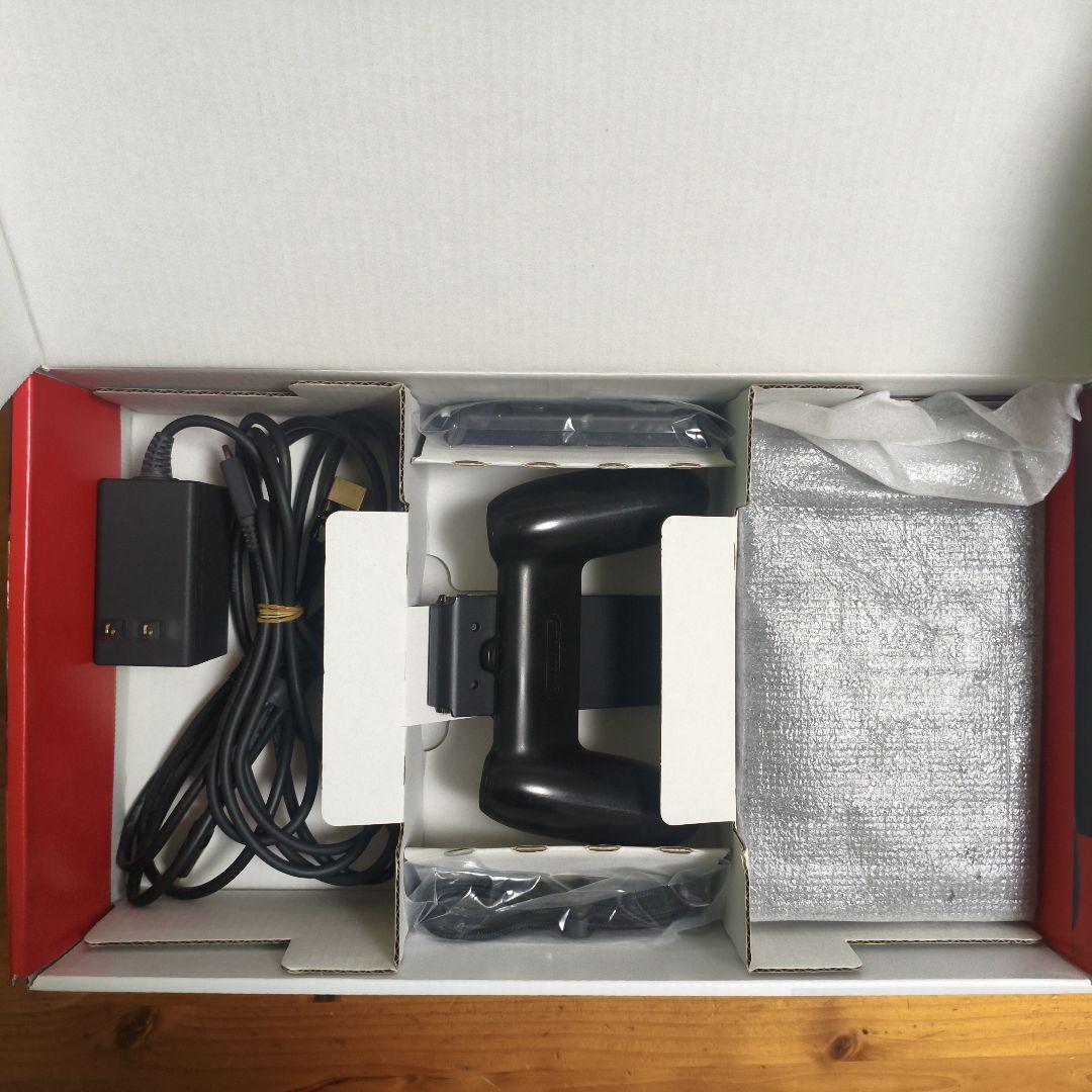 【バッテリー強化版】Nintendo Switch ネオンブルー/ネオンレッド