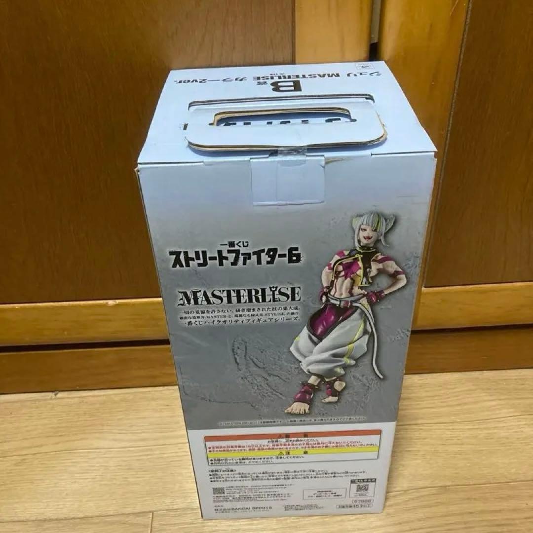 ストリートファイター　ジュリ　カプコン　一番くじ　バンダイ　フィギュア