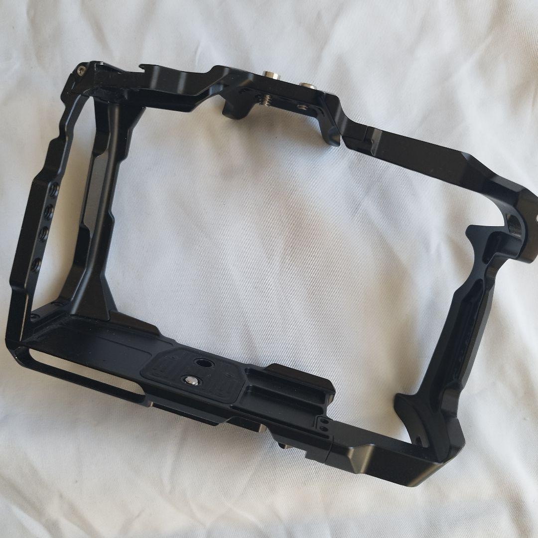 bmpcc6k と6K Pro用カメラケージ