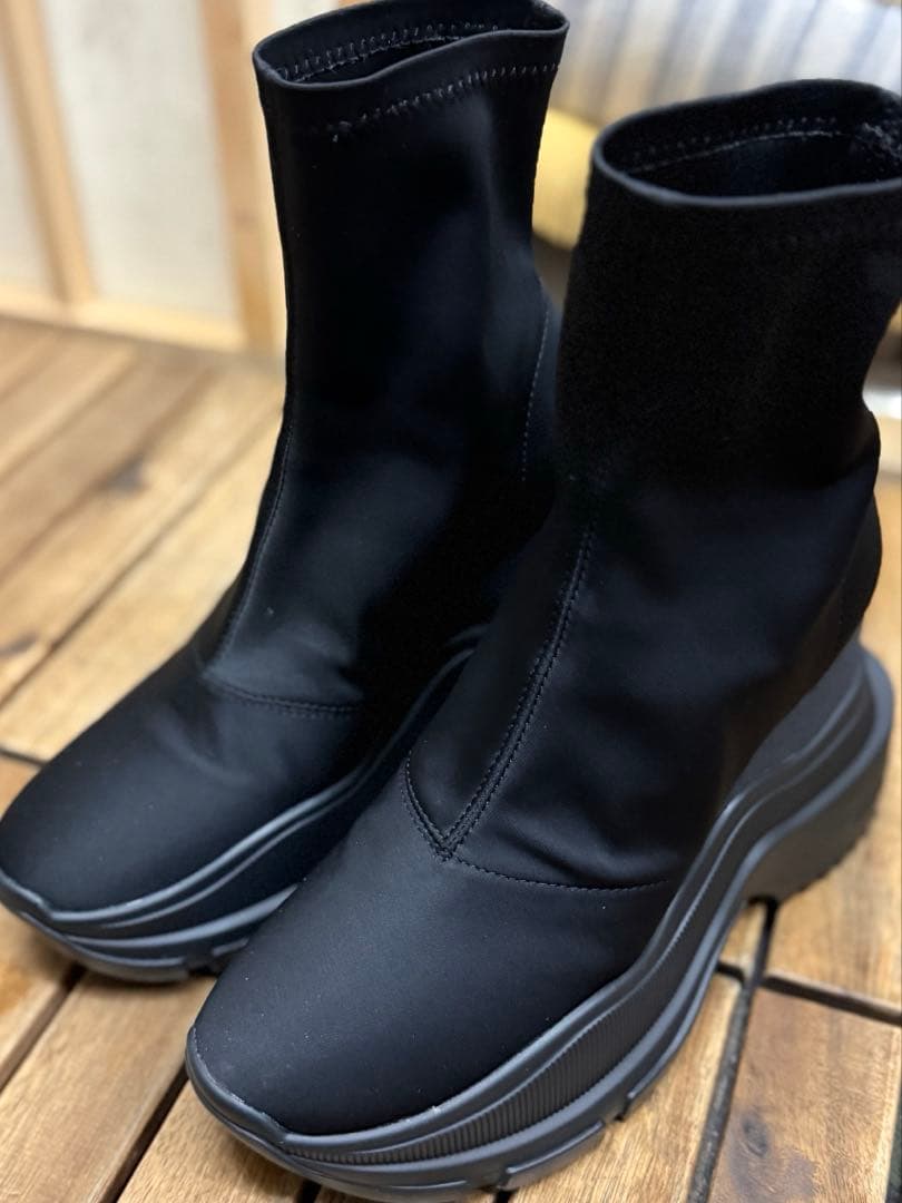 Yello ショートブーツ