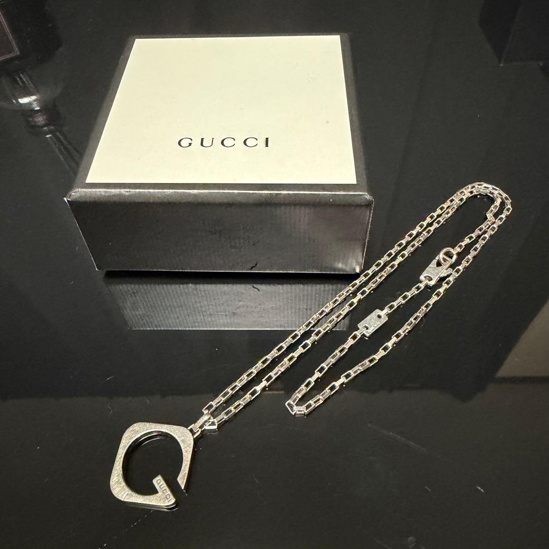 GUCCL Gロゴ　シルバーネックレス　グッチ