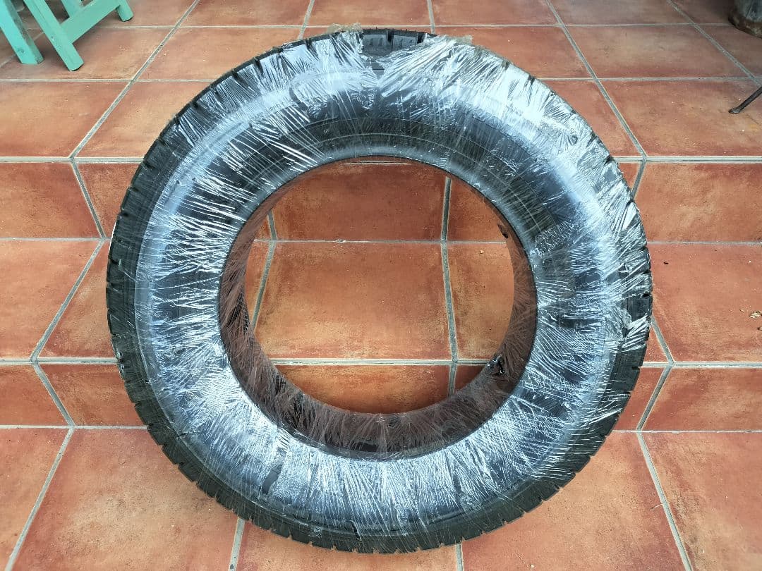 新品！ヨコハマ　アイスガード iG91 205/70R16 スタッドレスタイヤ