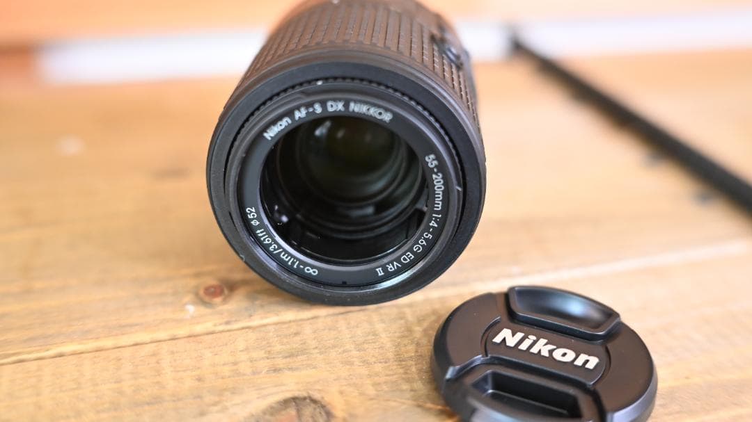 NIKKOR 55-200mm VR ズームレンズ