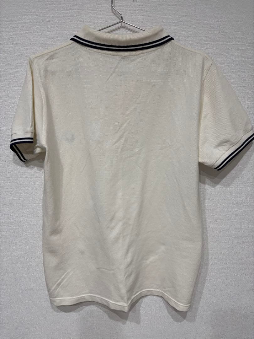 FRED PERRY アイボリーポロシャツ