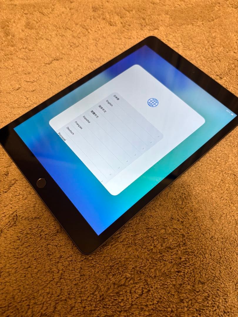 【期間限定値下げ中‼️】iPad無印 第8世代 本体 ブラック タッチペン付き